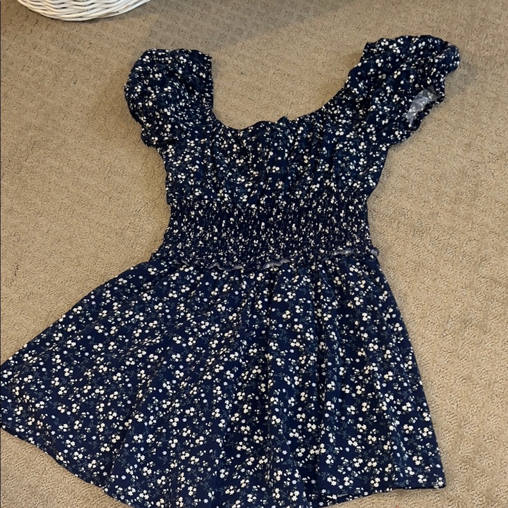 Altar'd State Blue and White Floral Blouse with Puff Sleeves - Picture 3 of 3